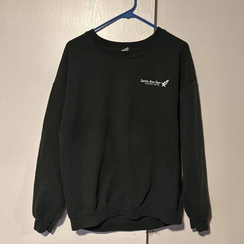 Soft Green Crewneck Sweater with Textured Fabric